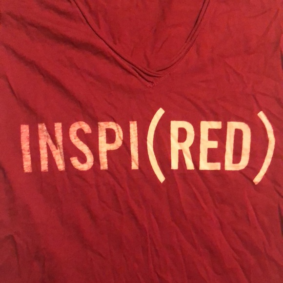 GAP Red “INSPI(RED)” Vneck Short Sleeve Top Size XS - Picture 5 of 9